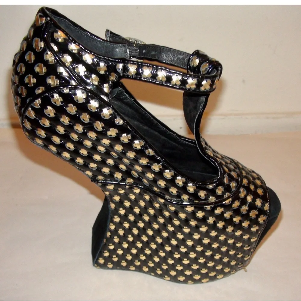 Jeffrey Campbell Nighter Peep Toe T Strap Platform
